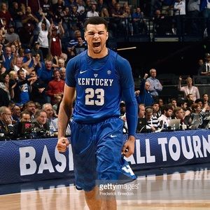 Meet your Posher, Armando